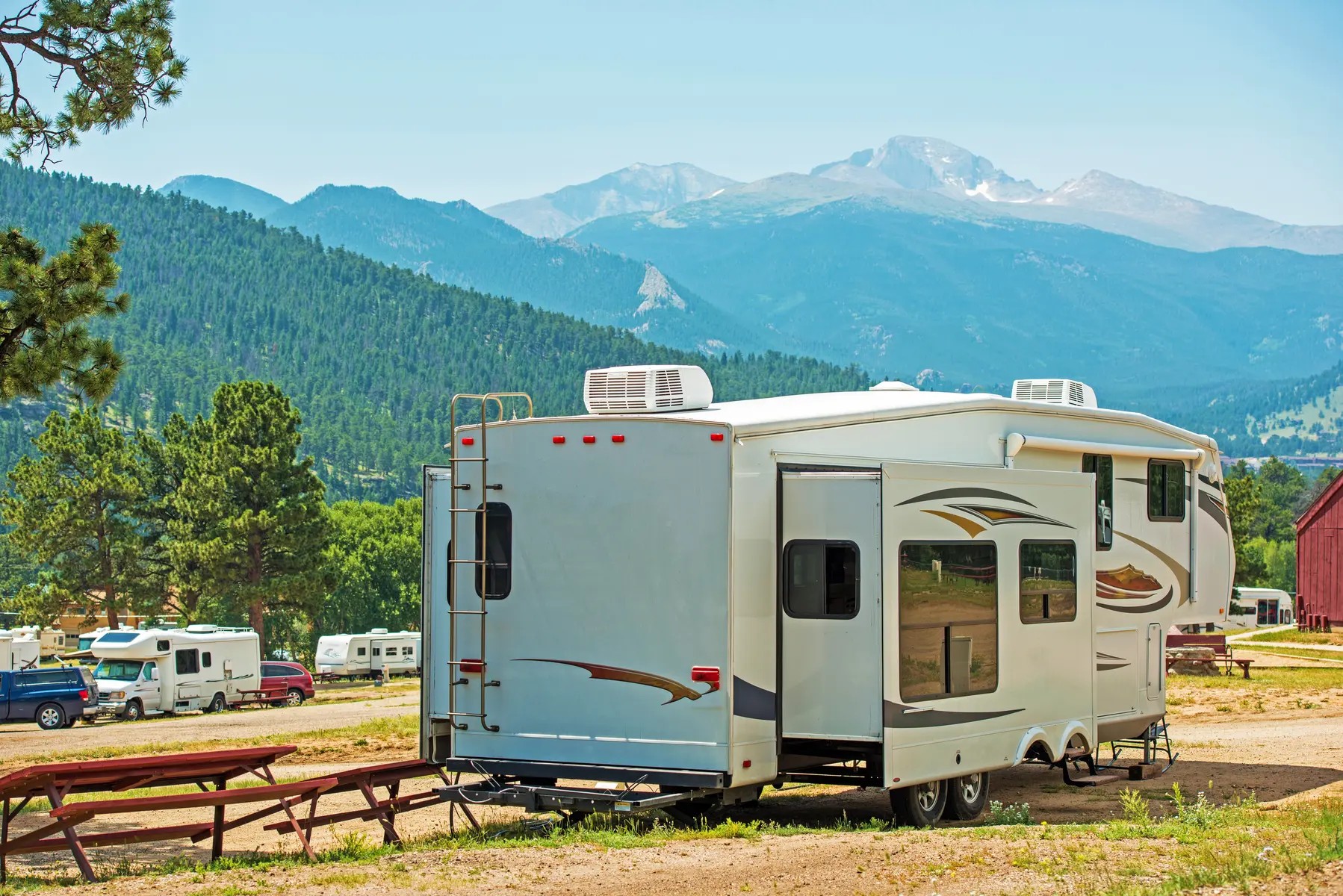 Travel trailer in Southern Oregon scenery